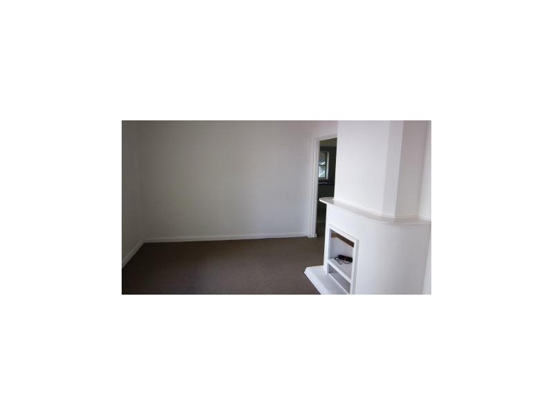 Unit 2/35 Moore Road, Freshwater NSW 2096
