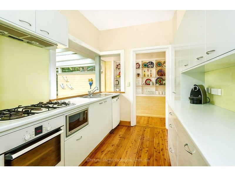 68 Ponsonby Parade, Seaforth NSW 2092