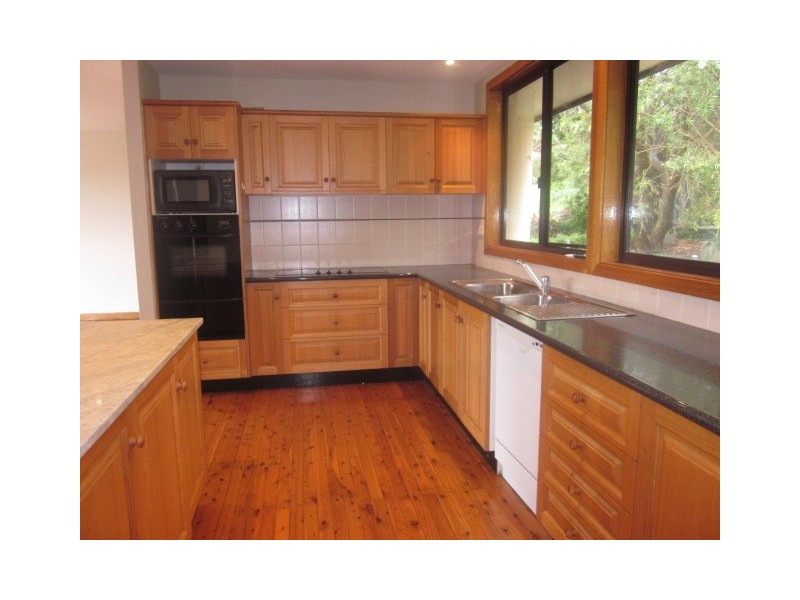 6 Iramir Place, Warriewood NSW 2102