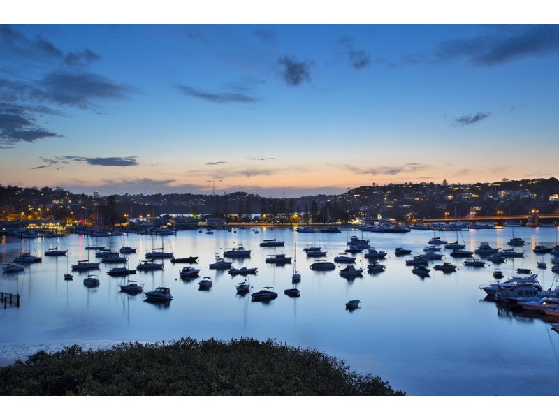 5 Peronne Avenue, Clontarf NSW 2093