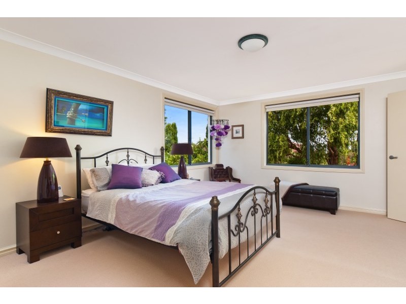 99 Peacock Street, Seaforth NSW 2092