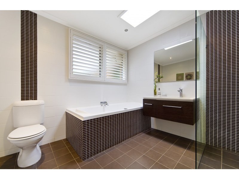 43 Derna Crescent, Allambie Heights NSW 2100