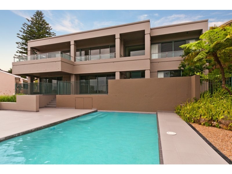 82 Edgecliffe Esplanade, Seaforth NSW 2092