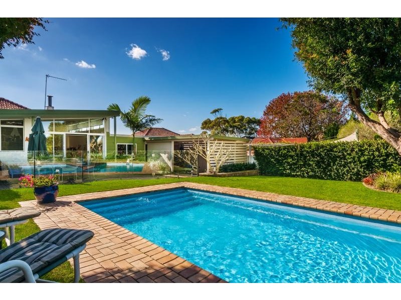 29 Peacock Street, Seaforth NSW 2092