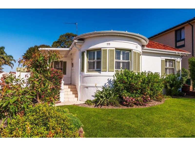 29 Peacock Street, Seaforth NSW 2092