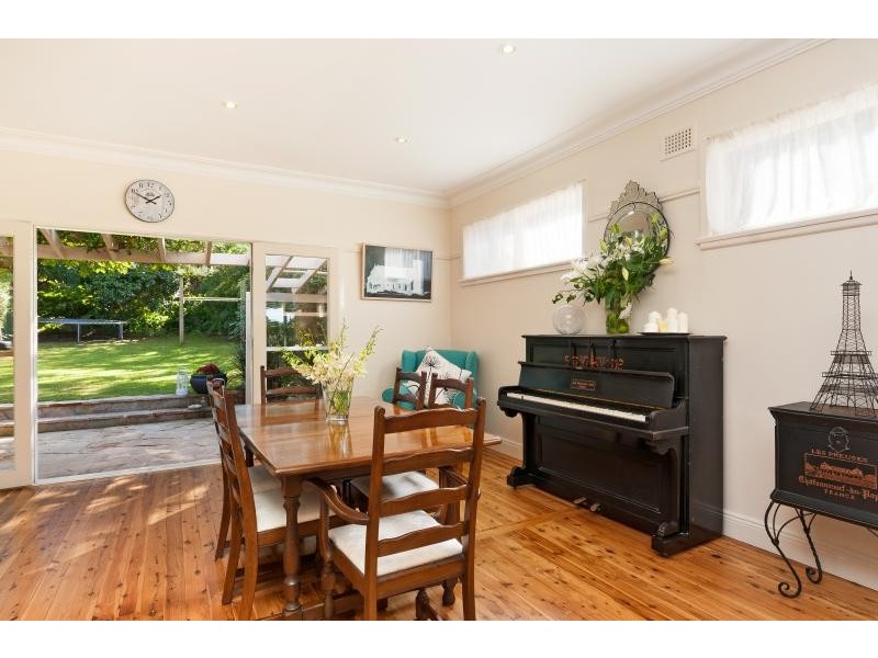 8 Prince Edward Road, Seaforth NSW 2092