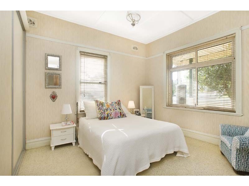 25 Crescent Street, Fairlight NSW 2094