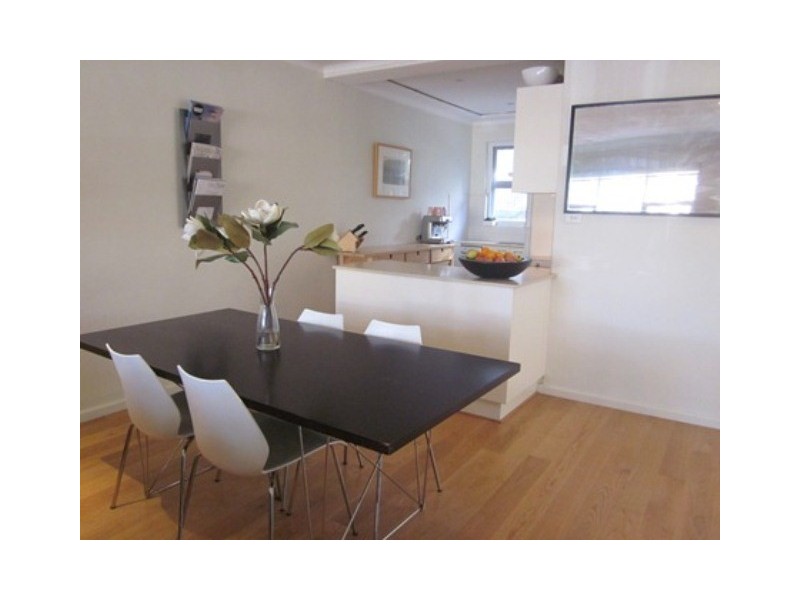 Unit 5/10 Moore Road, Freshwater NSW 2096