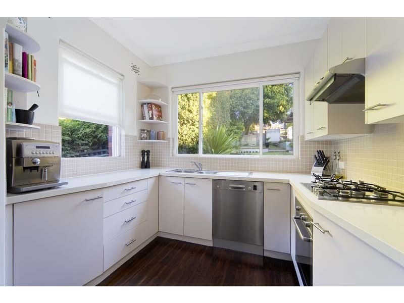 30 MacMillan Street, Seaforth NSW 2092