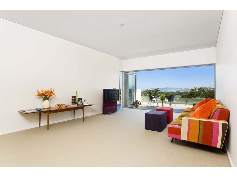 6 Bellevue Parade, North Curl Curl NSW 2099