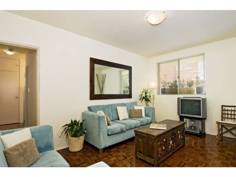 Unit 2/4 Fairway Close, Manly Vale NSW 2093