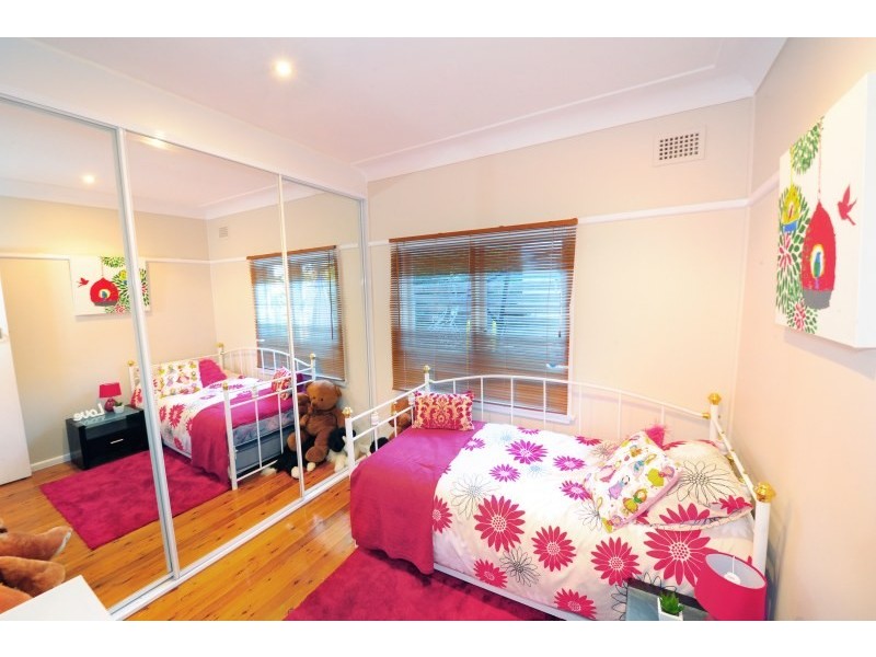 32 Sorlie Road, Frenchs Forest NSW 2086