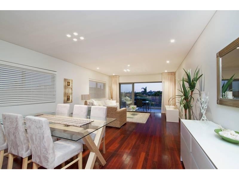 2/75 Queenscliff Road, Queenscliff NSW 2096