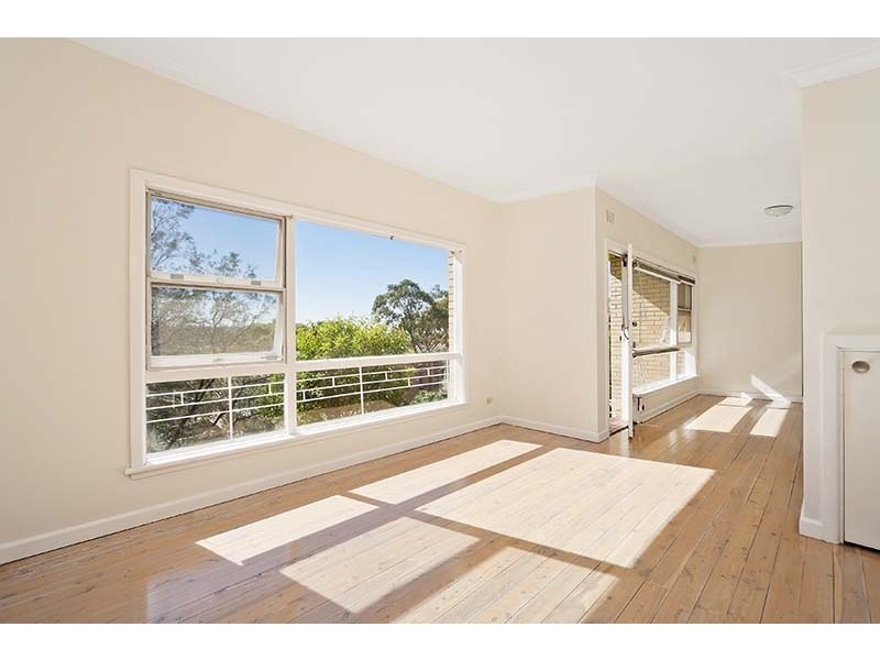 35a The Crescent, Dee Why NSW 2099