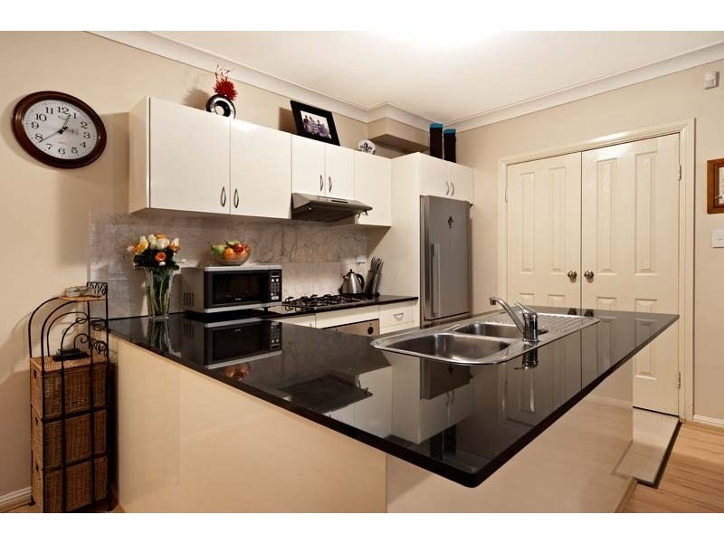 2/46-48 Old Pittwater Road, Brookvale NSW 2100