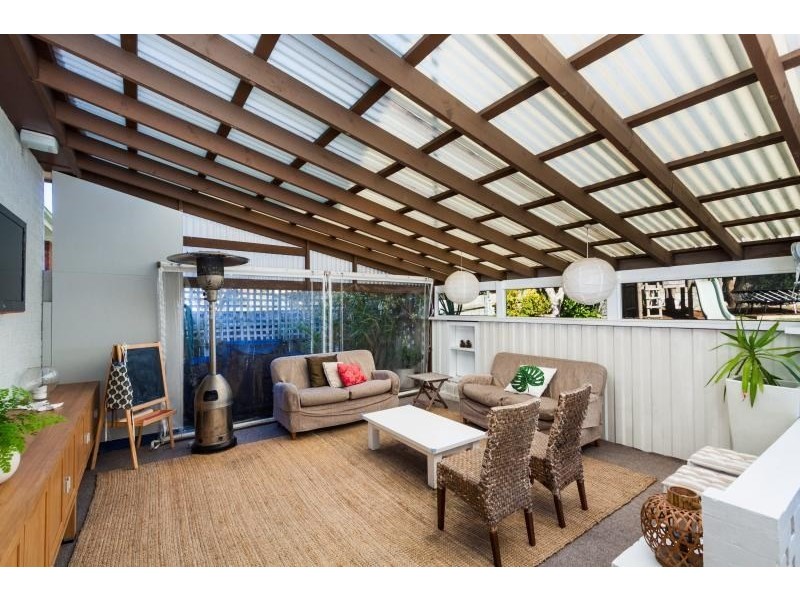 14 Curl Curl Parade, Curl Curl NSW 2096