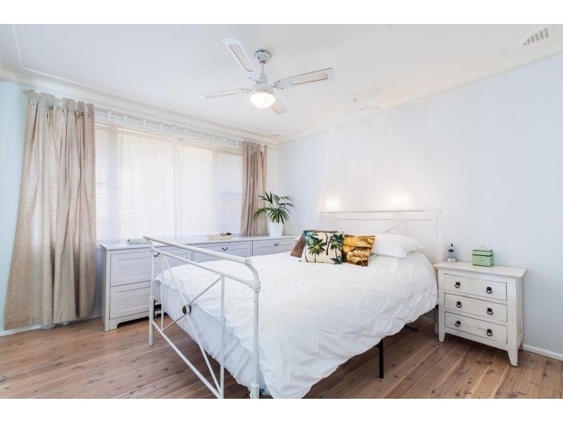 14 Curl Curl Parade, Curl Curl NSW 2096