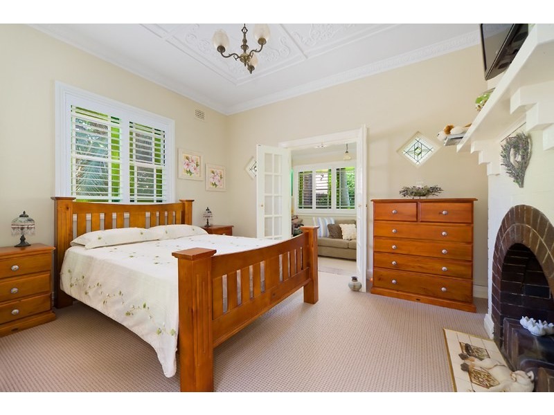 230 Sydney Road, Fairlight NSW 2094