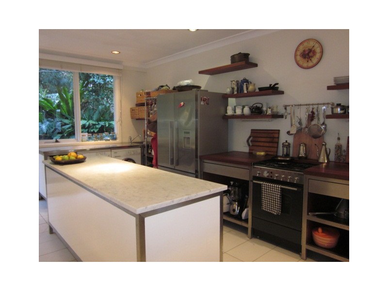 60 Carrington Parade, Curl Curl NSW 2096