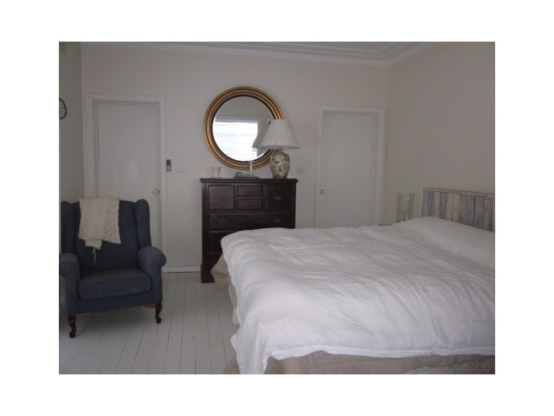 60 Carrington Parade, Curl Curl NSW 2096