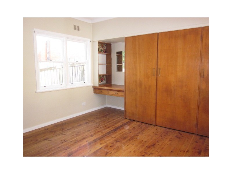 2 Blamey Street, Allambie NSW 2100