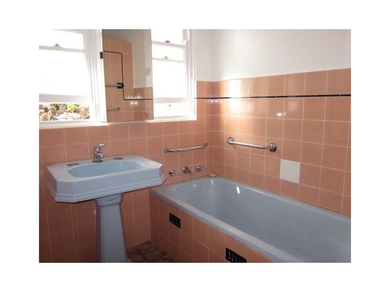 2 Blamey Street, Allambie NSW 2100