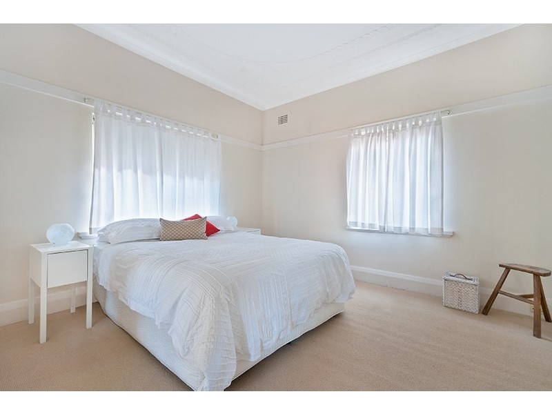 Unit 4/6 The Crescent, Manly NSW 2095