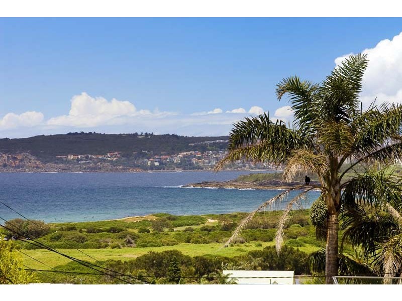 48 Griffin Road, North Curl Curl NSW 2099