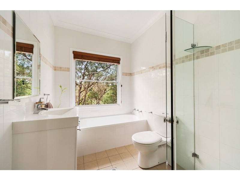 32 Campbell Parade, Manly Vale NSW 2093