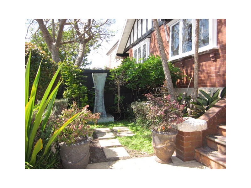 8 Pickworth Avenue, Balgowlah NSW 2093