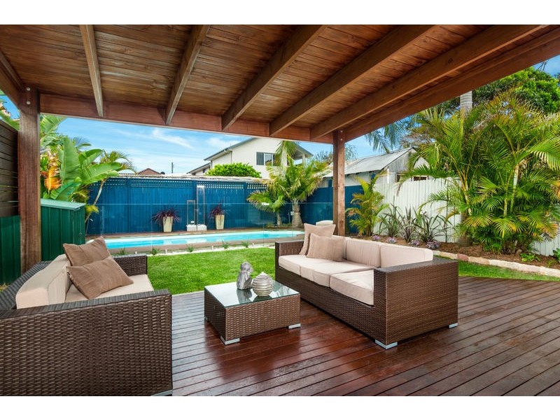 6 Blackwood Road, North Curl Curl NSW 2099