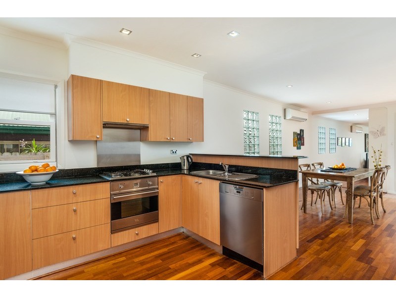 6 Blackwood Road, North Curl Curl NSW 2099