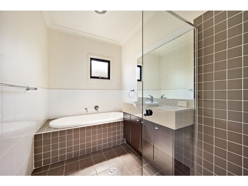 13 Fern Circuit, Warriewood NSW 2102