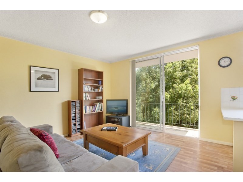 2/26-30 Waine Street, Freshwater NSW 2096