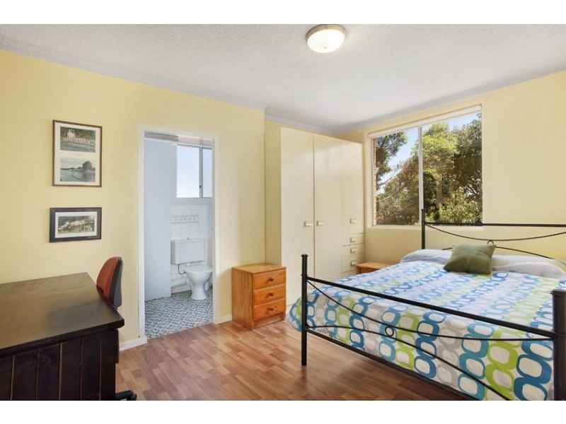 2/26-30 Waine Street, Freshwater NSW 2096