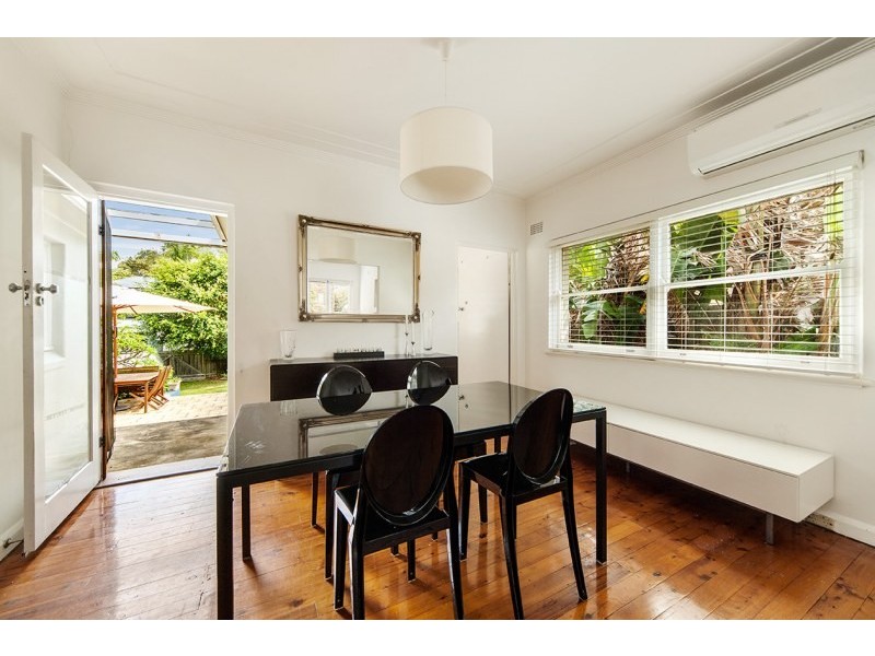 54 Wyuna Avenue, Freshwater NSW 2096