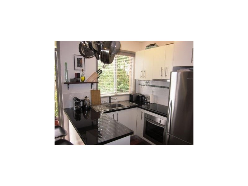 Unit 18/104 Crown Road, Queenscliff NSW 2096