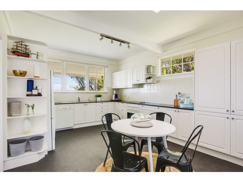 158 Elanora Road, Elanora Heights NSW 2101