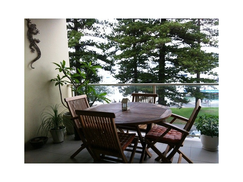 Unit 8/37 East Esplanade, Manly NSW 2095