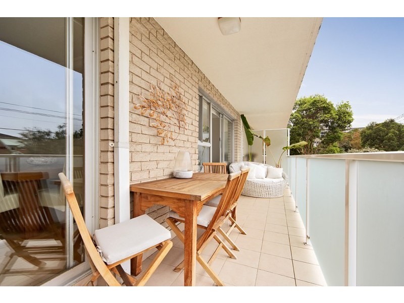 1/12-14 Clarke Street, Narrabeen NSW 2101