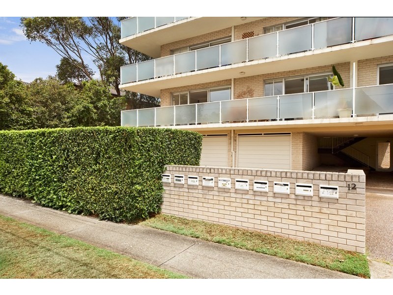 1/12-14 Clarke Street, Narrabeen NSW 2101