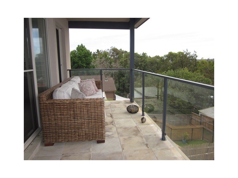 9 Pineview Avenue, Manly Vale NSW 2093