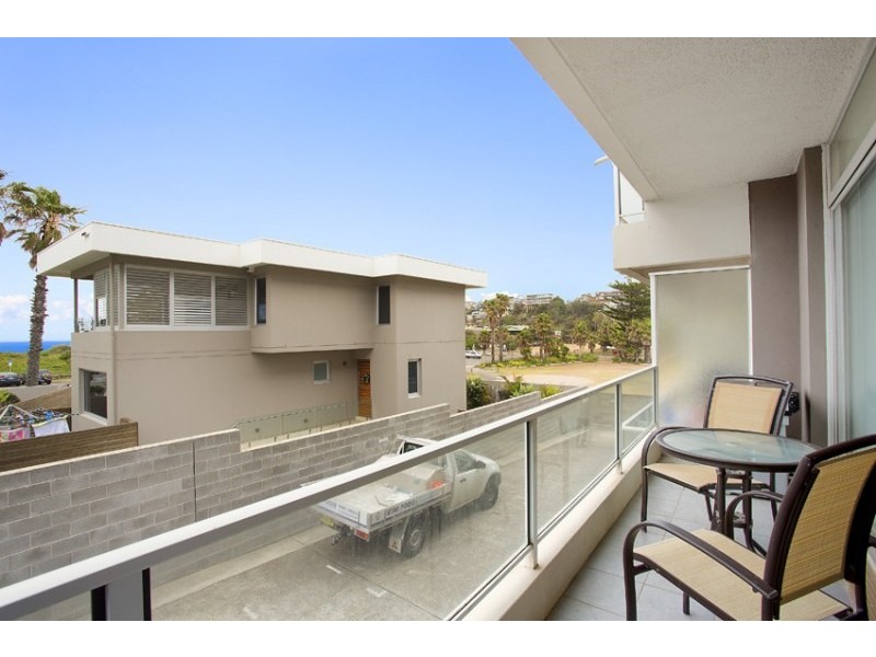 8/43 Ocean View Road, Freshwater NSW 2096