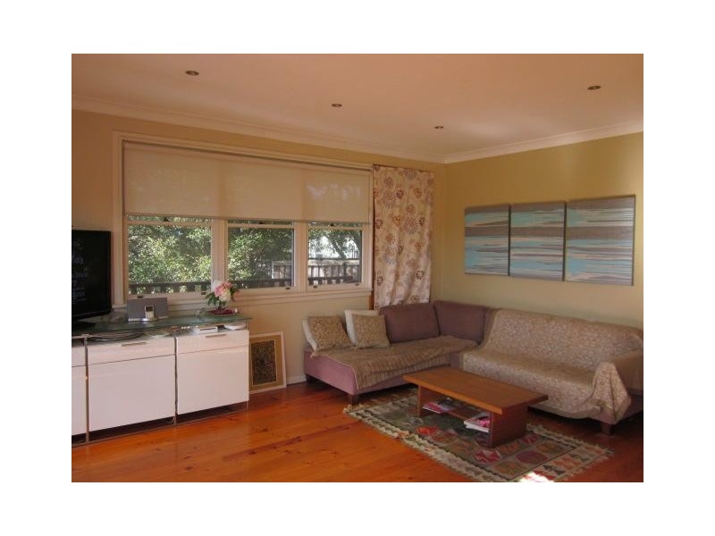 72 Frenchs Forest Road, Seaforth NSW 2092