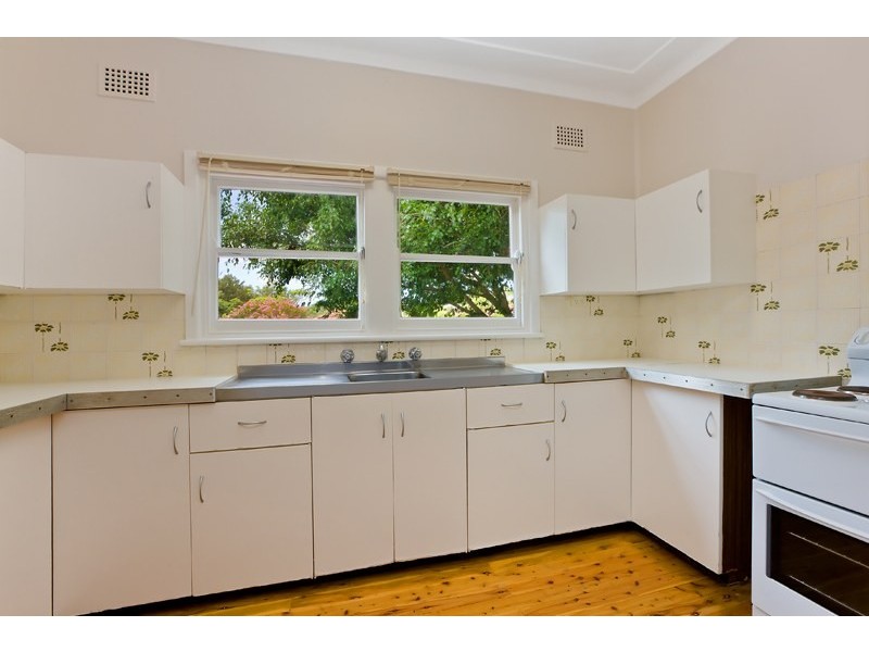 2 James Street, Allambie Heights NSW 2100