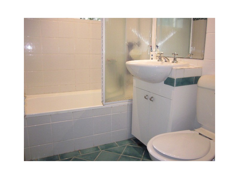 4/13 Fairway Close, Manly Vale NSW 2093