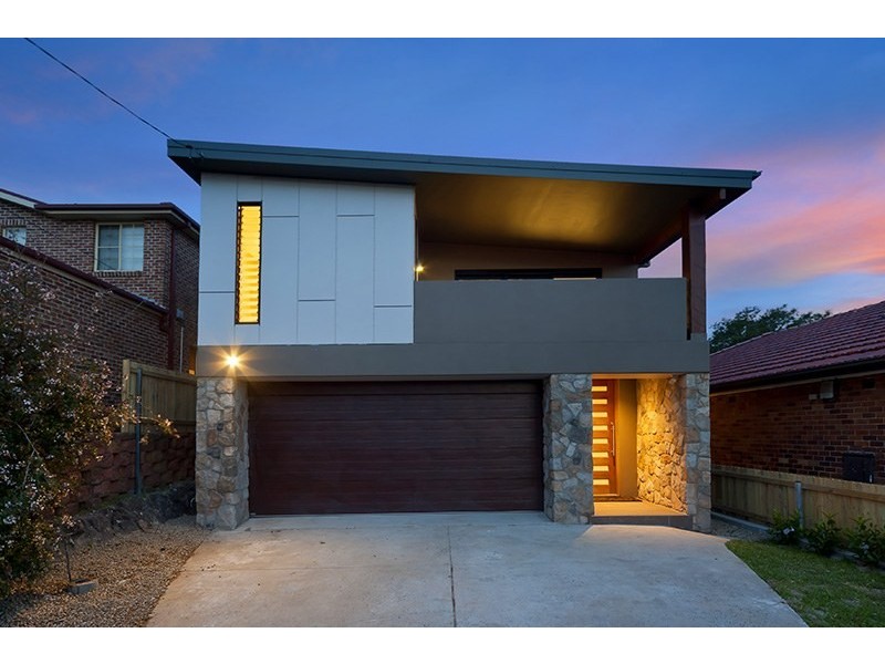 79 Griffin Road, North Curl Curl NSW 2099