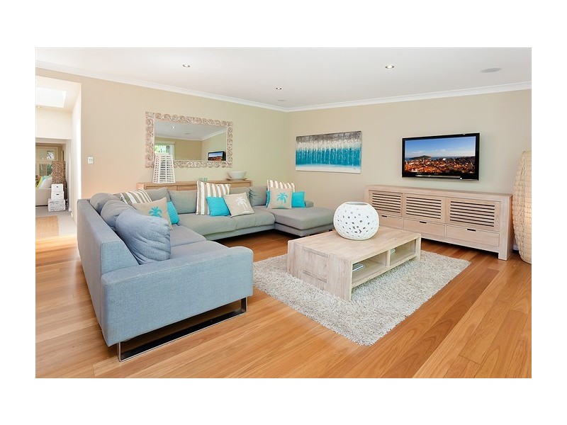 19 Lantana Avenue, Wheeler Heights NSW 2097