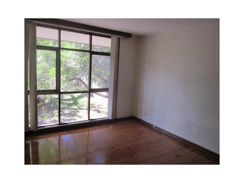 9 Moore Street, Clontarf NSW 2093