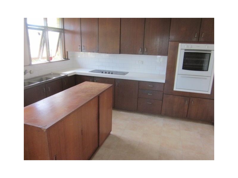 9 Moore Street, Clontarf NSW 2093